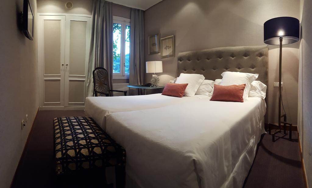Hotel Etxeberri Zumarraga Ngoại thất bức ảnh